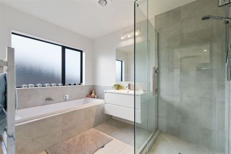 Photo of property in 1/7 Maggie Place, Chartwell, Hamilton, 3281