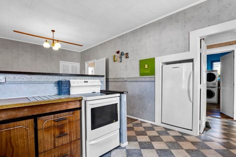 Photo of property in 239 Coronation Avenue, Welbourn, New Plymouth, 4310