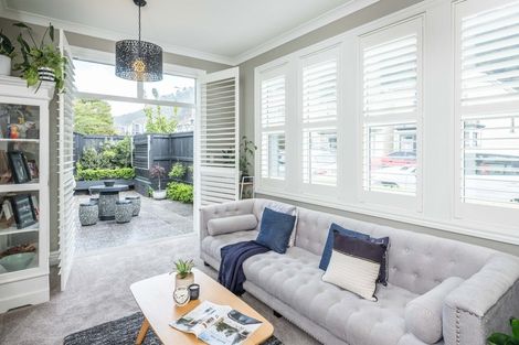 Photo of property in 53 Tinakori Road, Thorndon, Wellington, 6011