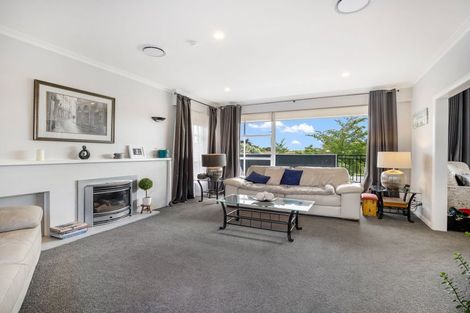Photo of property in 5 Wigan Place, Hokowhitu, Palmerston North, 4410