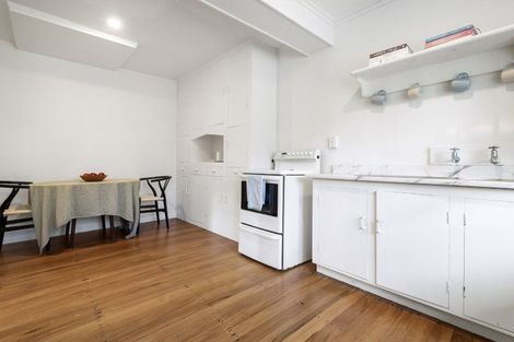 Photo of property in 8 Maritime Terrace, Birkenhead, Auckland, 0626