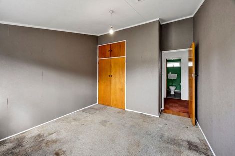 Photo of property in 5 Hughson Place, Opunake, 4616