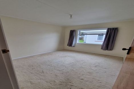 Photo of property in 18 Heath Street, Wainuiomata, Lower Hutt, 5014