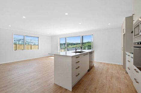 Photo of property in 5 Awa Avenue, Helensville, 0800