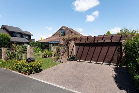 Photo of property in 12 Cooper Place, Chedworth, Hamilton, 3210