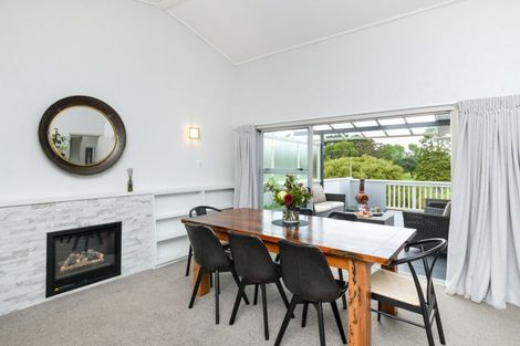 Photo of property in 10 Opawa Place, Terrace End, Palmerston North, 4410