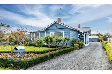 Photo of property in 12 Parsonage Road, Waimate, 7924
