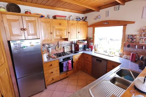 Photo of property in 327 Wanganui Flat Road, Harihari, 7884