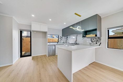 Photo of property in 39f Huia Road, Papatoetoe, Auckland, 2025