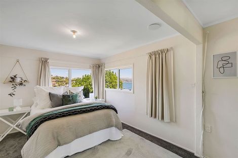 Photo of property in 18 Gordon Road, Plimmerton, Porirua, 5026