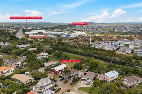 Photo of property in 45 John Dee Crescent, Red Beach, 0932