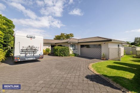 Photo of property in 35 Links View Drive, Omokoroa, 3114