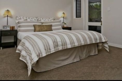 Photo of property in 1/19 Beach Road, Castor Bay, Auckland, 0620