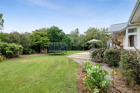 Photo of property in 3 Cross Street, Lepperton, New Plymouth, 4373