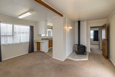 Photo of property in 16 Matipo Street, Levin, 5510