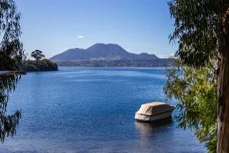 Photo of property in 20 Ewing Grove, Acacia Bay, Taupo, 3330