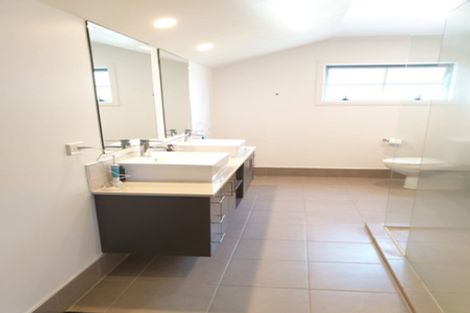 Photo of property in 10 Chesterfield Avenue, Glendowie, Auckland, 1071