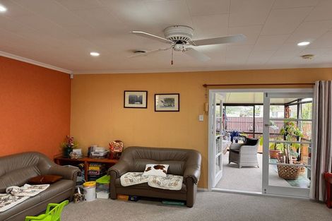 Photo of property in 18 Park Road, West End, Palmerston North, 4412