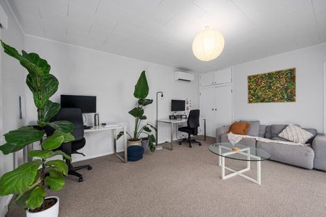 Photo of property in 1/22 Saltburn Road, Milford, Auckland, 0620