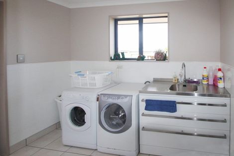 Photo of property in 10 North Ridge Drive, Oamaru North, Oamaru, 9400