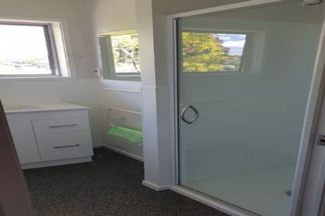 Photo of property in 102 Sartors Avenue, Browns Bay, Auckland, 0630