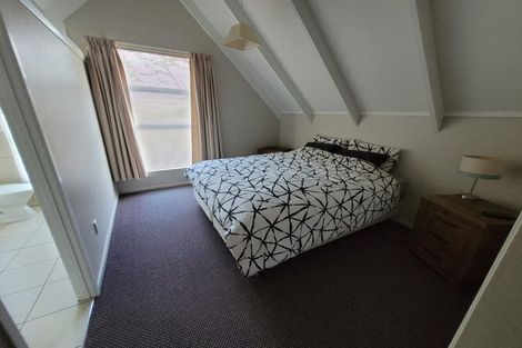 Photo of property in 1/23 Royal Road, Massey, Auckland, 0614