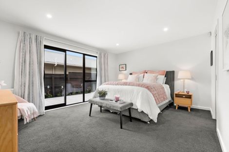 Photo of property in 16 Cuba Street, Petone, Lower Hutt, 5012