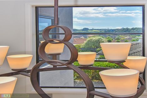 Photo of property in 318 Hill Road, The Gardens, Auckland, 2105