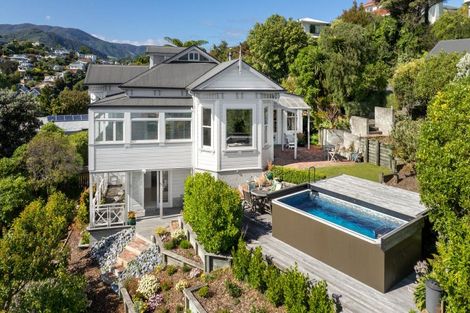 Photo of property in 56 Queens Road, Stepneyville, Nelson, 7010