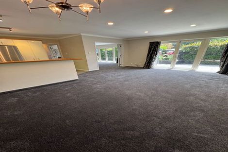 Photo of property in 2/281 Memorial Avenue, Burnside, Christchurch, 8053