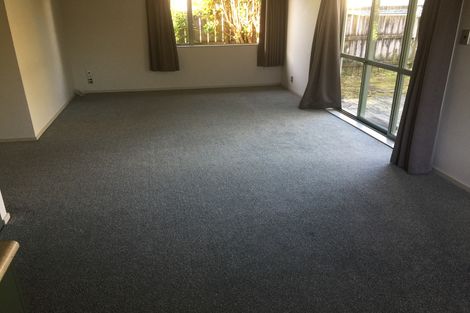 Photo of property in 2/103 Swanson Road, Henderson, Auckland, 0610