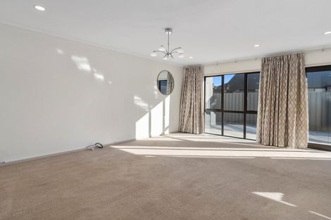 Photo of property in 405c Devonport Road, Tauranga South, Tauranga, 3112