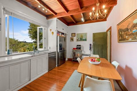 Photo of property in 265 Coronation Avenue, Welbourn, New Plymouth, 4310