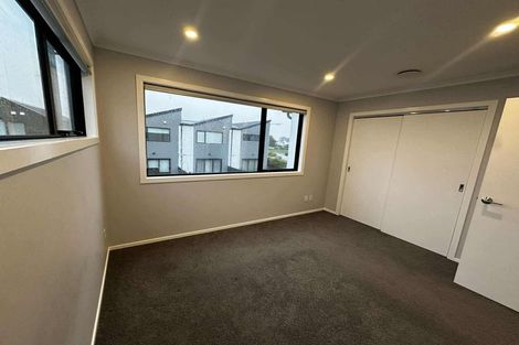 Photo of property in 4 Gloaming Lane, Wallaceville, Upper Hutt, 5018