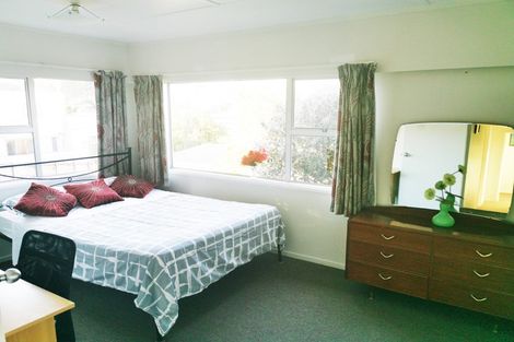 Photo of property in 39a Forrest Hill Road, Milford, Auckland, 0620