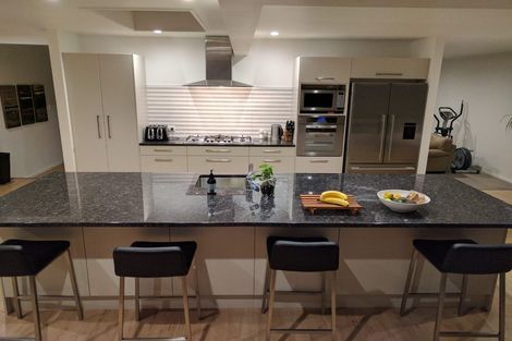 Photo of property in 5 Pendene Place, Forrest Hill, Auckland, 0620