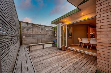 Photo of property in 2/116 Meadowland Drive, Somerville, Auckland, 2014
