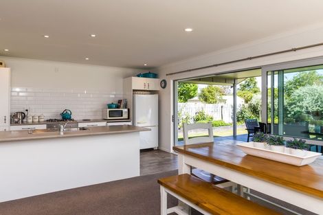 Photo of property in 30 Kenrigg Road, Kinloch, Taupo, 3377