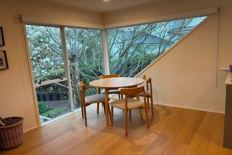 Photo of property in 13b Rodney Road, Northcote Point, Auckland, 0627