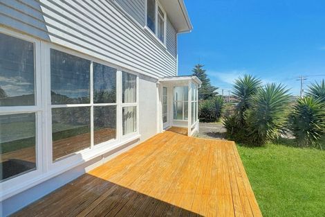 Photo of property in 26-28 Matipo Street, Castlecliff, Whanganui, 4501