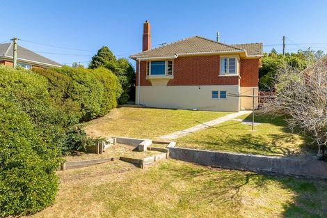 Photo of property in 135 Forfar Street, Clyde Hill, Dunedin, 9011