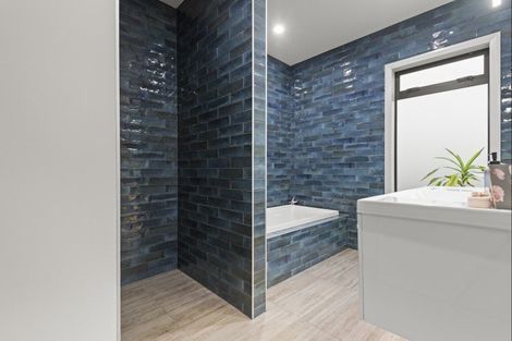 Photo of property in 2 Pheasant Lane, Aokautere, 4471