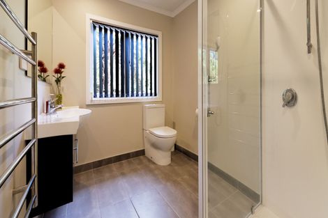 Photo of property in 19 Kohu Road, Titirangi, Auckland, 0604