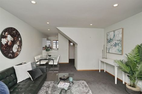 Photo of property in 3/96 Wainui Street, Riccarton, Christchurch, 8041