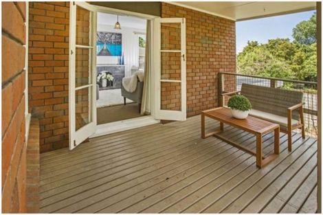 Photo of property in 3/11 Glenfern Road, Mellons Bay, Auckland, 2014