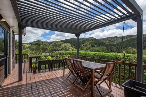 Photo of property in 9 Ngahere Drive, Horahora, Whangarei, 0110