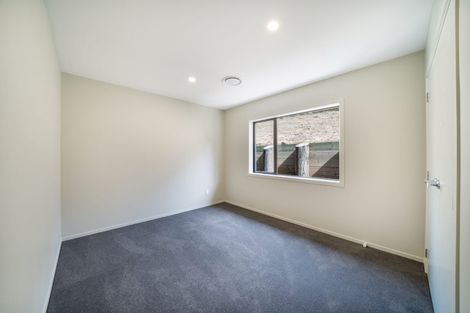 Photo of property in 5 Swinton Place, Churton Park, 6037