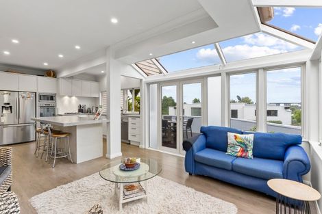 Photo of property in 825 Riddell Road, Saint Heliers, Auckland, 1071