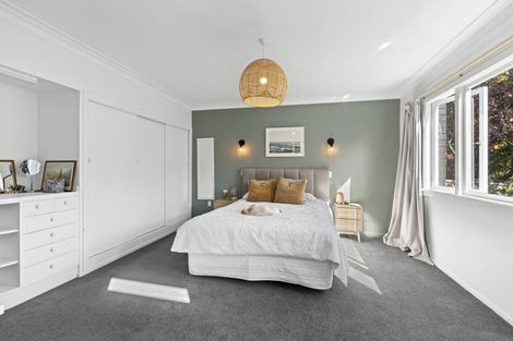 Photo of property in 222 Tukapa Street, Westown, New Plymouth, 4310