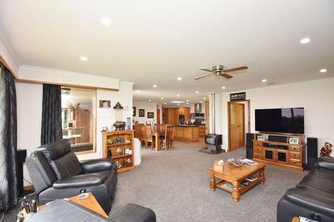 Photo of property in 21 Oteramika Road, Rockdale, Invercargill, 9812